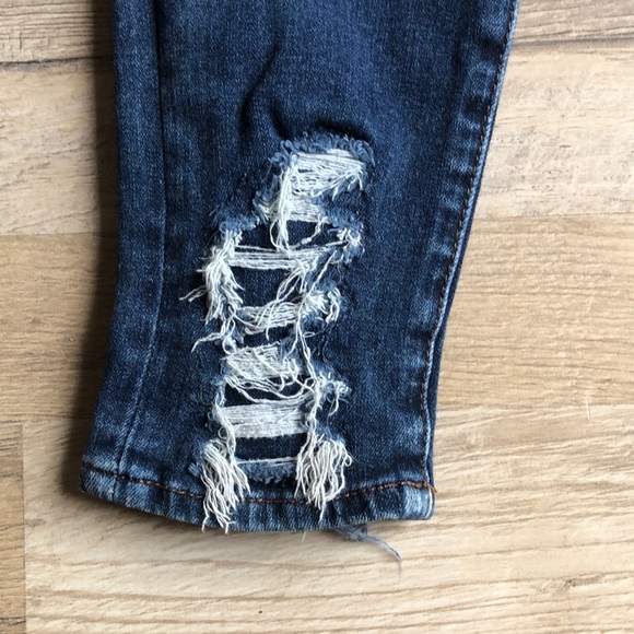 American Eagle Womens Size 4 Skinny The Dream Jean Distressed High Waisted Blue - Picture 2 of 9